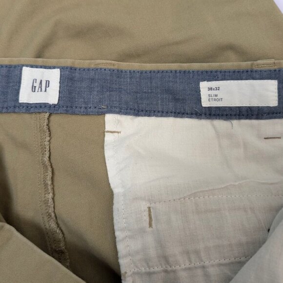 GAP Slim Fit Khaki Pants - Picture 6 of 8